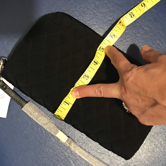 Vera Bradley retired folded flap wristlet - Picture 12 of 16